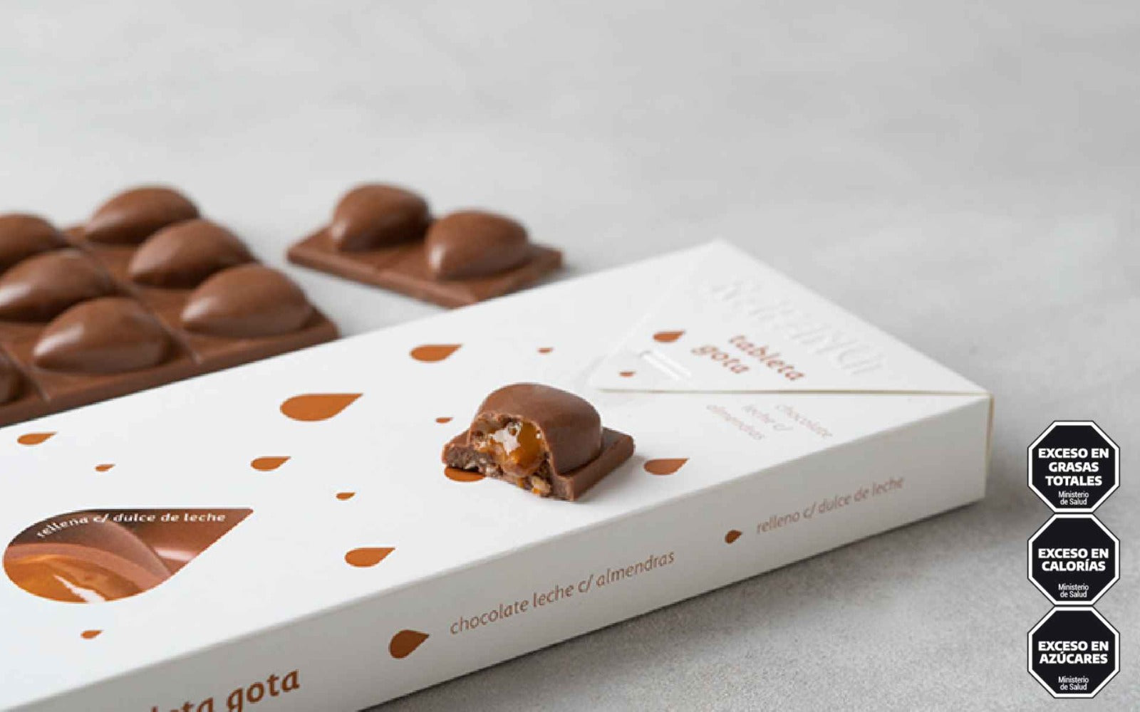 Rapanui Almond and Artisan Dulce de Leche Chocolate Bar (135g)