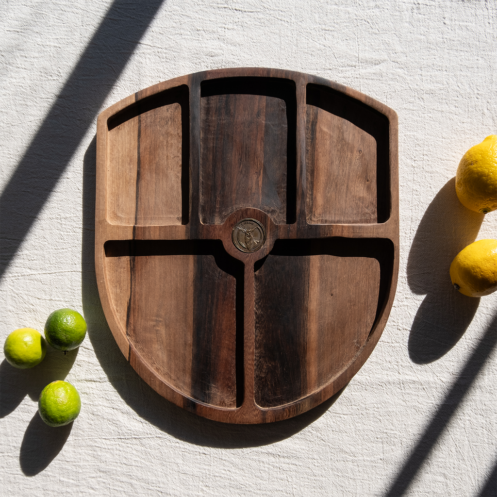 Ciervo Guayubira Pizza & Serving Board – Double-Sided Argentine Hardwood Board
