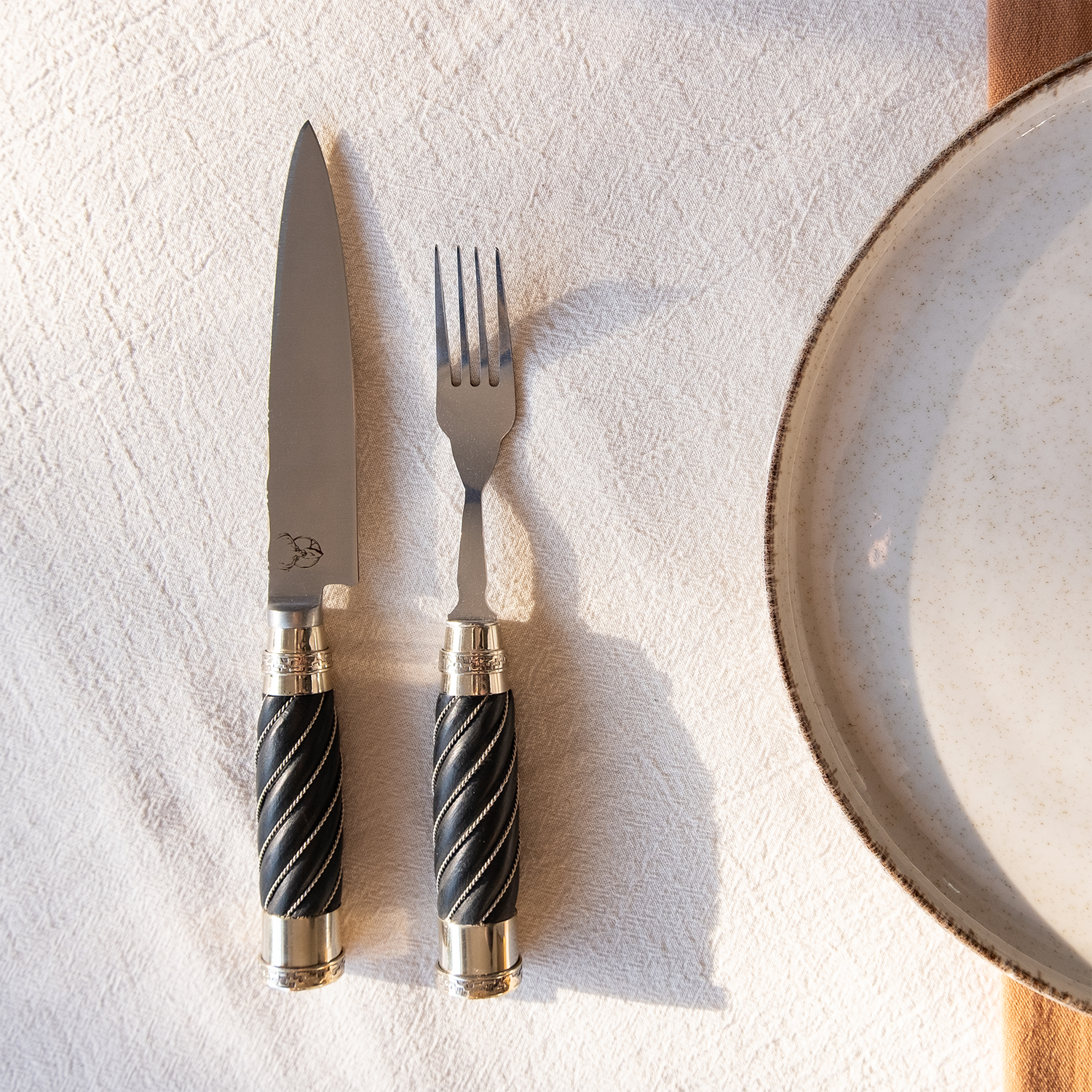 Glossy Black Fluted Wood Picnic Set – Argentine Premium Knife Set